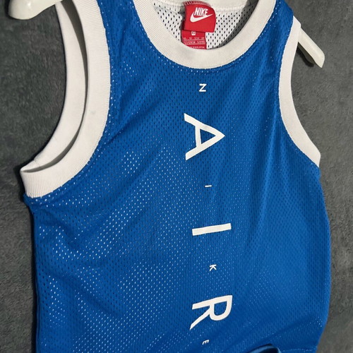 Nike set with almost new shirt and used shorts, white and blue, ages 6-8