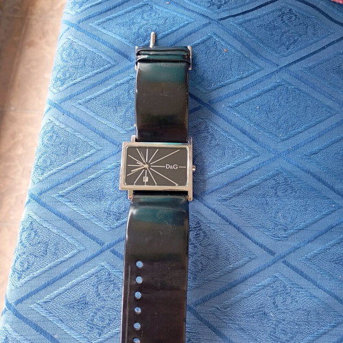 Vintage Dolce & Gabbana DW 3719340016 wristwatch like new, black