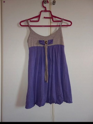 Purple blouse with adjustable straps like new, simple casual chic