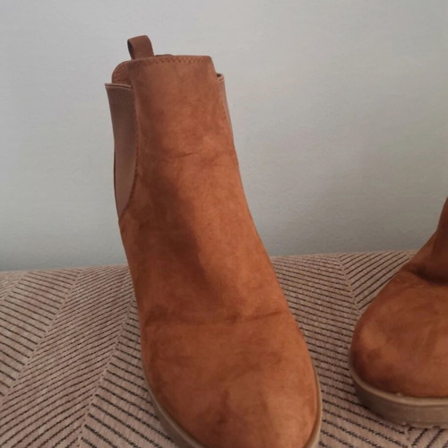 Bershka brown ankle boots used, size 38