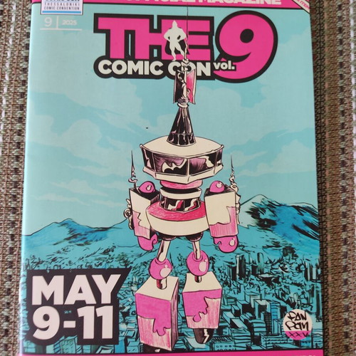 Conic Con collectible magazine like new