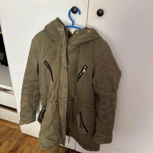 Winter jacket used with fur lining green