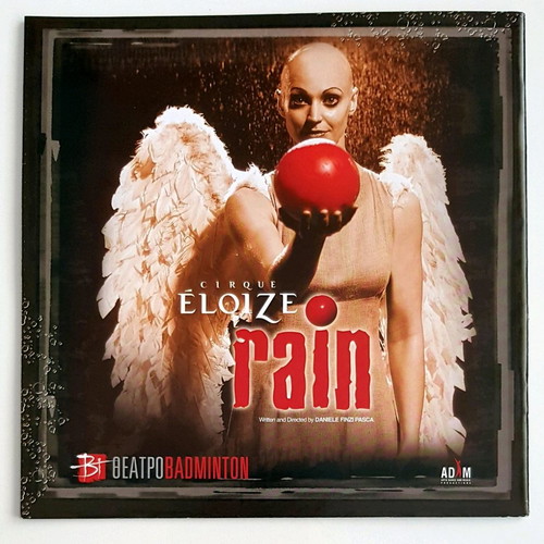 Cirque Eloize Rain performance program like new
