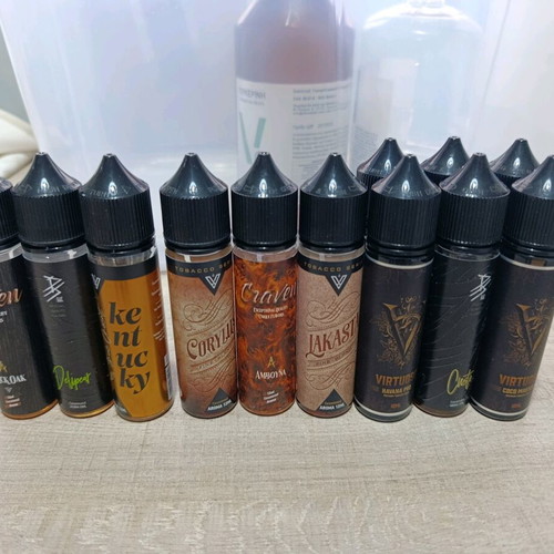 E-cigarette liquids new, pack of 38 pieces - € 79,00