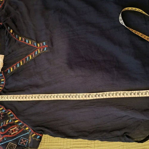Boho embroidered shirt vintage, handmade, like new, size medium