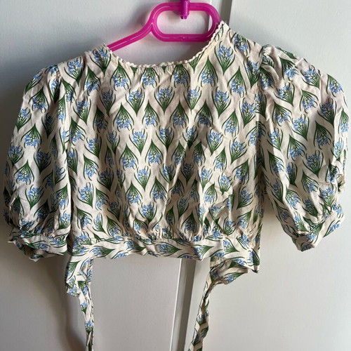 Zara blouse like new, linen, size S with lace details