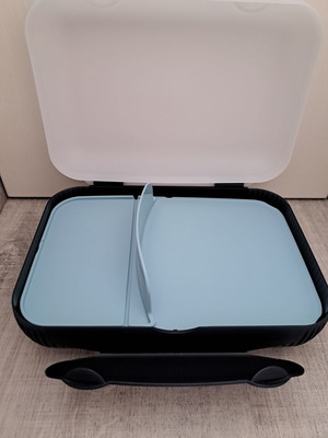 Tupperware large food container with compartments new