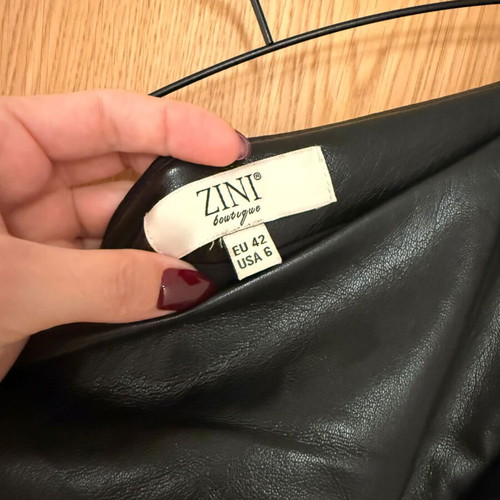 Zini boutique dress like new, black, size XL