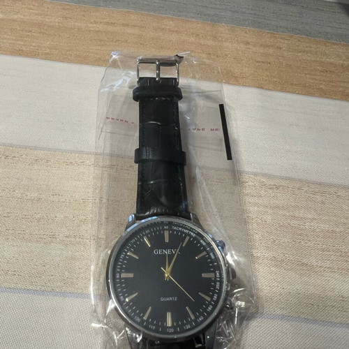 Geneva men's watch new, black quartz retro style