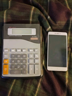 Κομπιουτεράκι μεταχειρισμένο μεγάλου μεγέθους 20x15,5 εκ