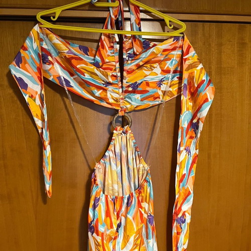 Dress new long with tie and slit, one size
