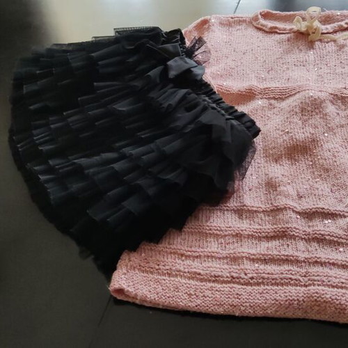 Children's clothing set used size 6-7 with dress, skirt, and overalls