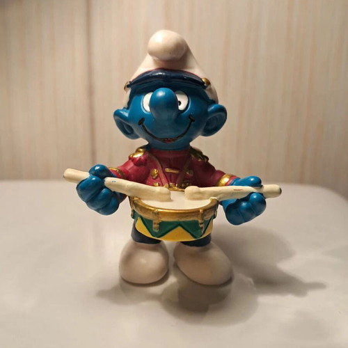 Smurf Schleich 2001 Miniature Snare Drum Smurf New