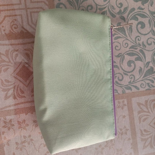 Clinique toiletry bag like new