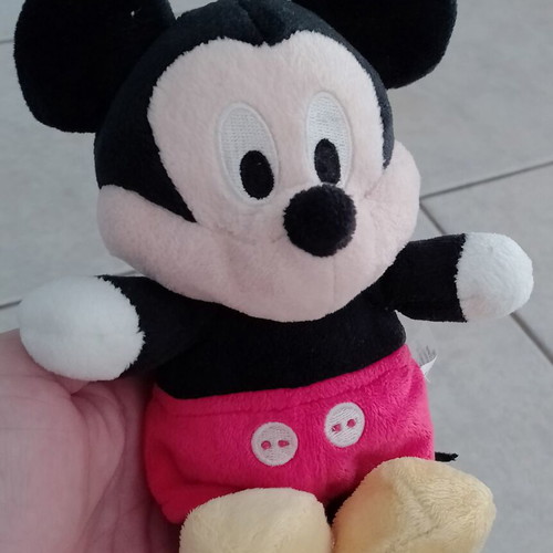 Mickey and Minnie Mouse plush doll set, 2 pieces