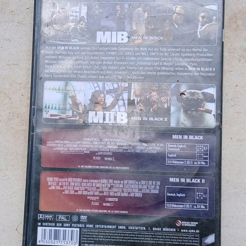 Man in Black I and II DVD used, dubbed, action