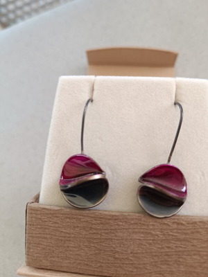 Handmade earrings new, pink and gray