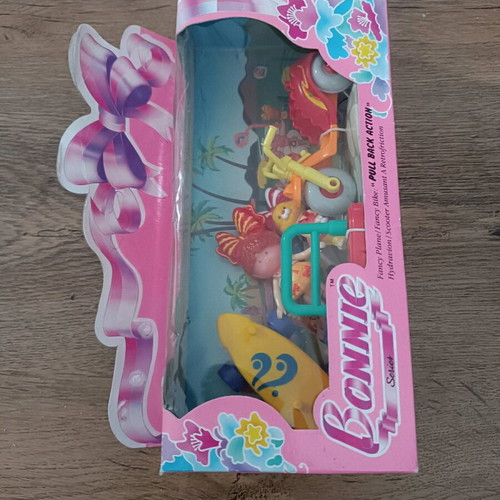 Bonnie 80s toy new by Silverlit toys