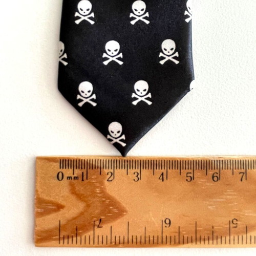 Black Tie with Skulls like new, polyester