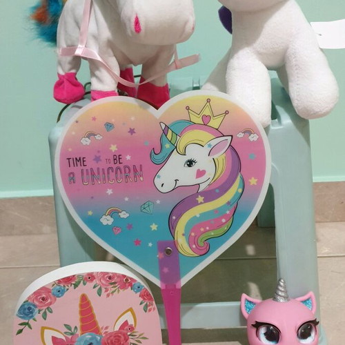 Unicorn toys like new, set of two with remote-controlled walking