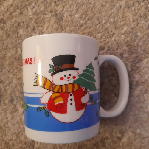 Christmas mug used in excellent condition