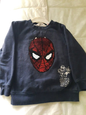 Marvel sweatshirt with color-changing sequins like new
