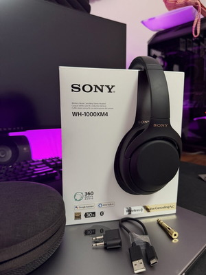 Sony WH-1000XM4 headphones like new with Hi-Res audio and active noise cancelling