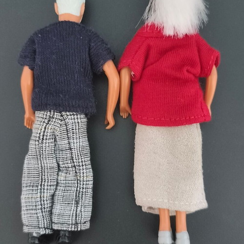 Lundby Dolls set of 2 used, grandmother and grandfather