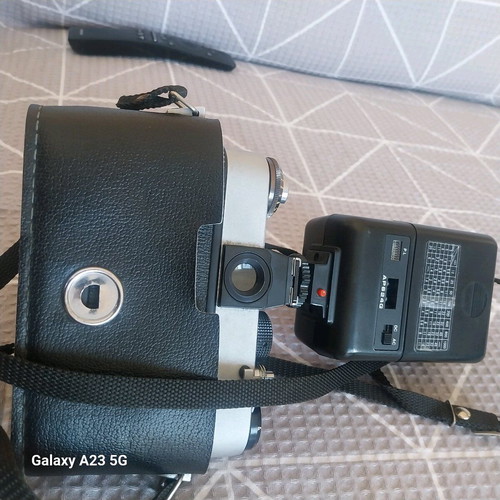 Zenit ET Camera with Helios 44M Lens and Londa Flash like new