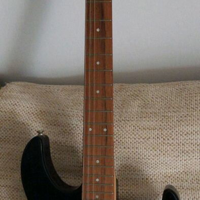 Yamaha ERG 121 guitar new, black color, unused