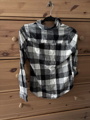 Blouse Primark size 34 like new black and white