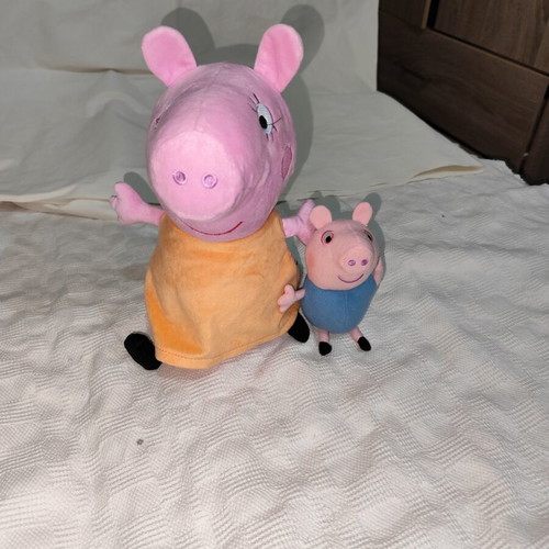 Peppa Pig and George plush toy set used with Candy Cat
