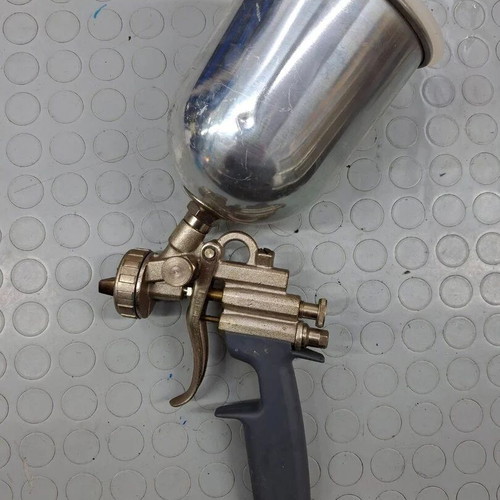 Paint gun with upper cup new