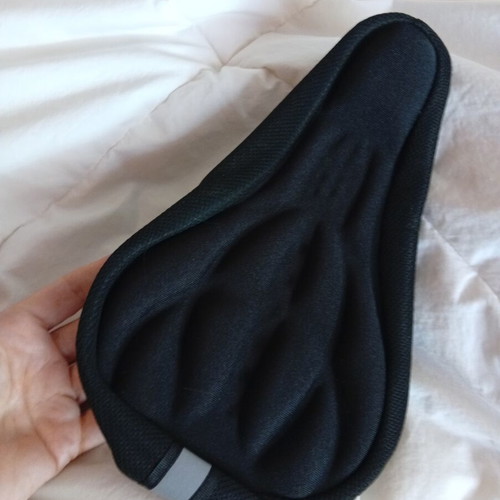 Bicycle saddle cover new with protection, size 0.16x0.25 cm