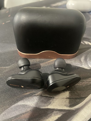 Sony WF-1000XM3 wireless earbuds used