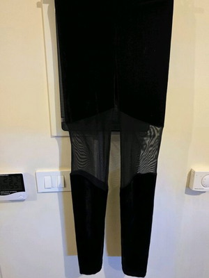 Velvet leggings new with knee transparency black