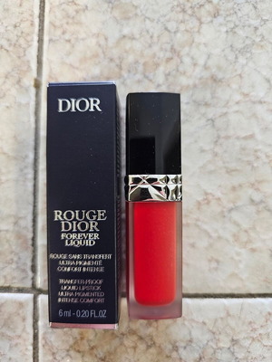Christian Dior Rouge Forever Liquid Lipstick 999 new