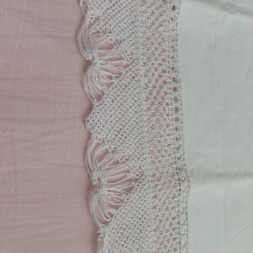 Vintage pillowcases set with handmade lace, like new, 2 pcs