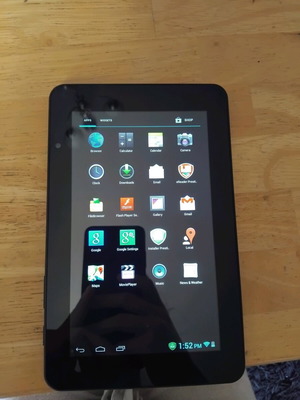 Μικρό tablet μεταχειρισμένο, κατάλληλο για παιδιά για παρακολούθηση καρτούν και παιχνίδια