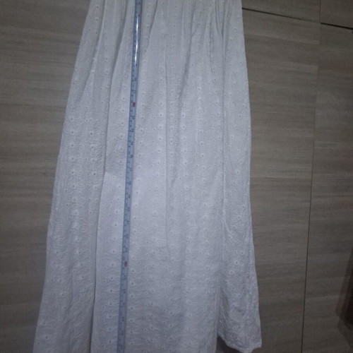 Lumina summer skirt one size, like new, broderie anglaise
