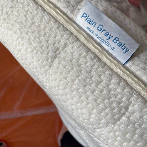 Dunlopillo baby mattress like new, 1.40x0.70, natural latex