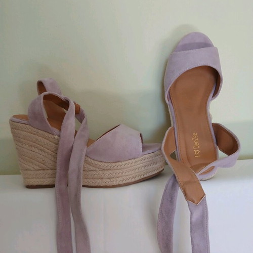 DeeZee velvet platform shoes like new with lace up tie No37 pink