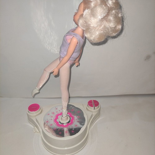 Bibi bo ballerina doll like new with box and accessories