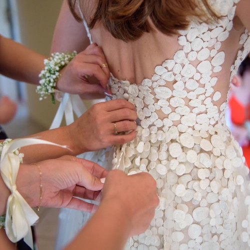 Konidi wedding dress like new, aristocratic and modern ivory
