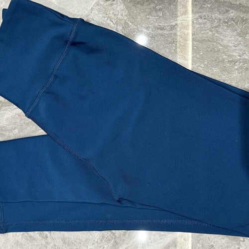 Blue gym set with high-waisted leggings and top