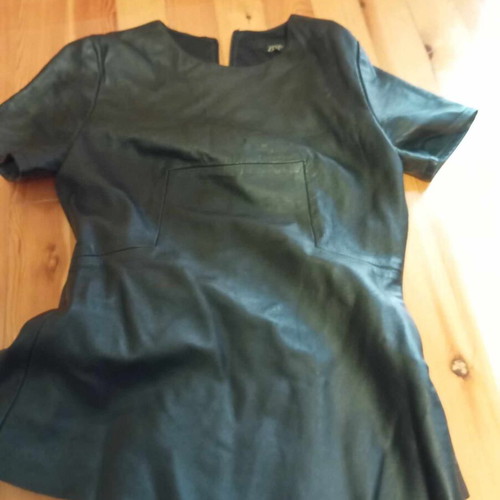Zini leather top like new, size XS, black