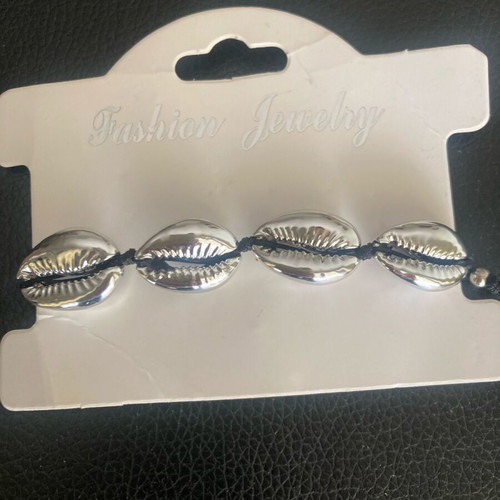 Bracelet with shells in silver tone new