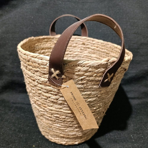 Wicker basket with leather handles like new, natural color