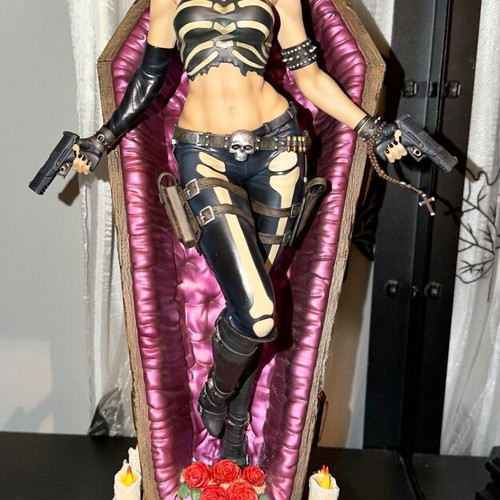 La Muerta 1/4 Statue by Sideshow Collectibles new