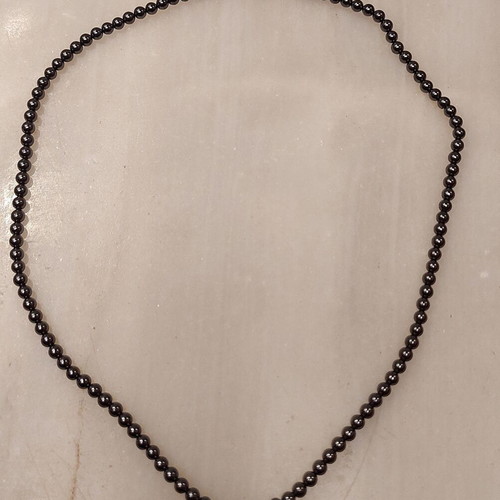 HEMATITE NECKLACE - SMALL PEARL